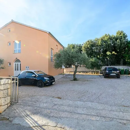 Oto Appartement Zaboric