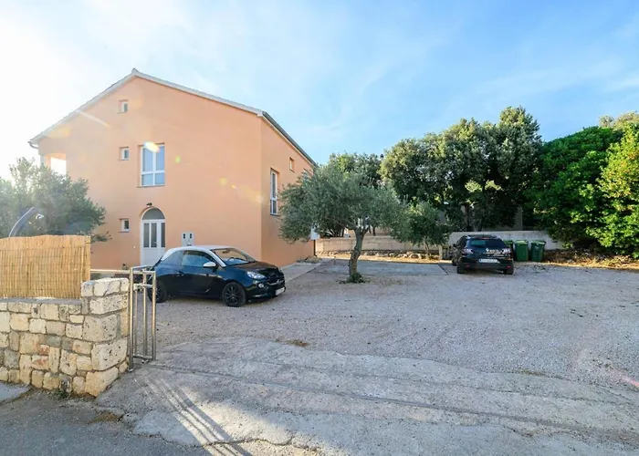 Oto Apartman Žaborić
